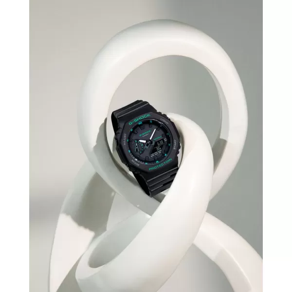 Casio G-Shock Carbon Core Guard (619) GMA-S2100GA-1AER