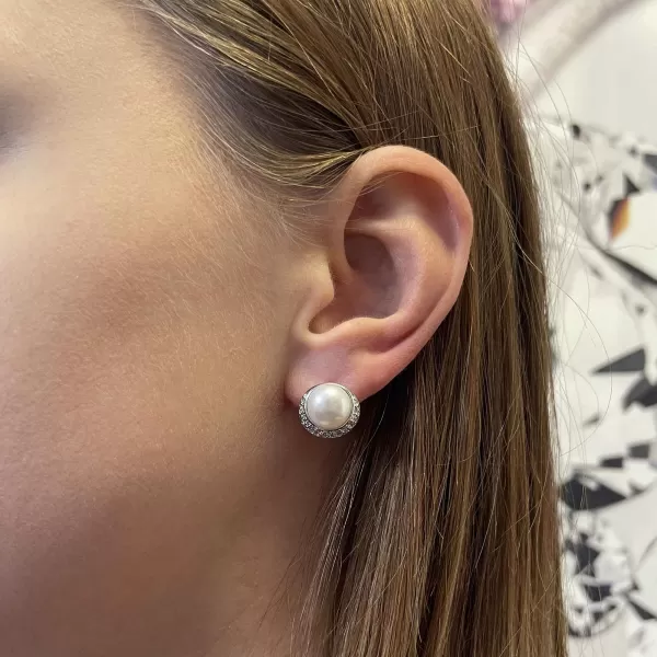 Stříbrné náušnice pecky půlměsíc s říční perlou a zirkony bílé 21099.1B