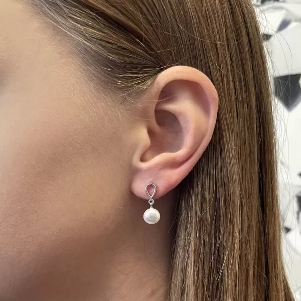 Stříbrné náušnice visací slzička s říční perlou 21086.1B