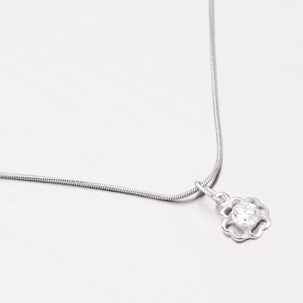 Zlatý přívěsek - kytička 43-2166