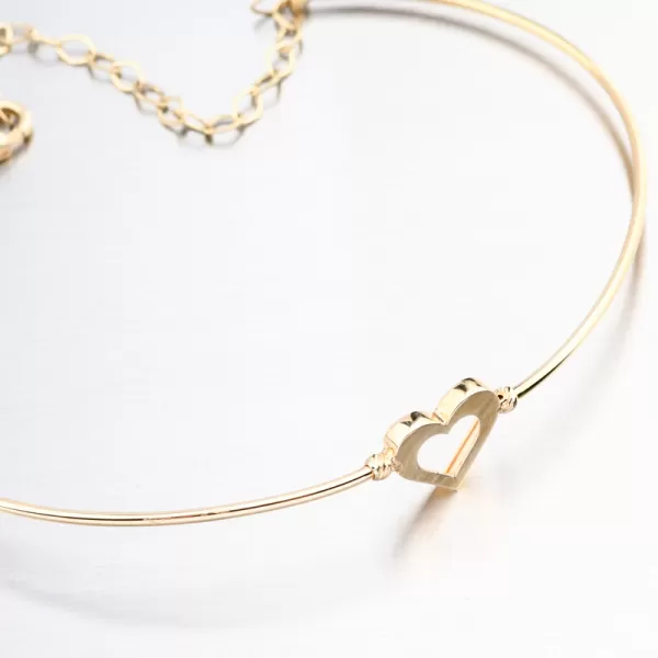 Zlatý pevný náramek se srdcem 225P-142069