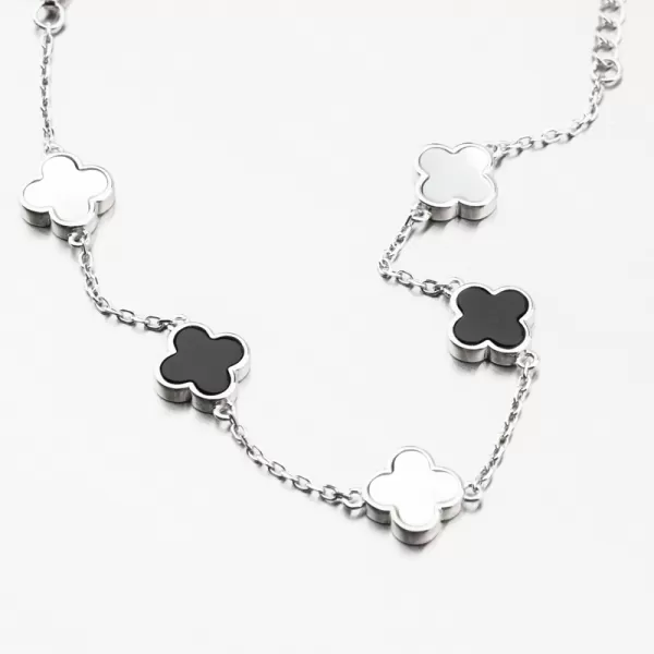 Stříbrný dámský náramek se čtyřlístky PKL-4015