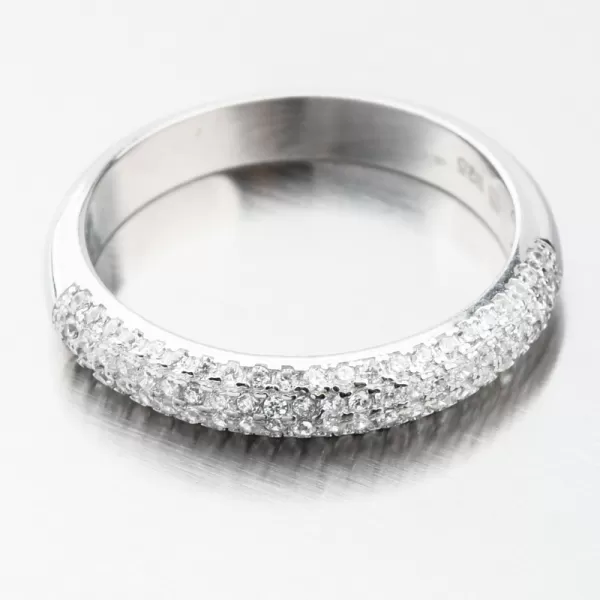 Stříbrný prsten se zirkony GST-11587