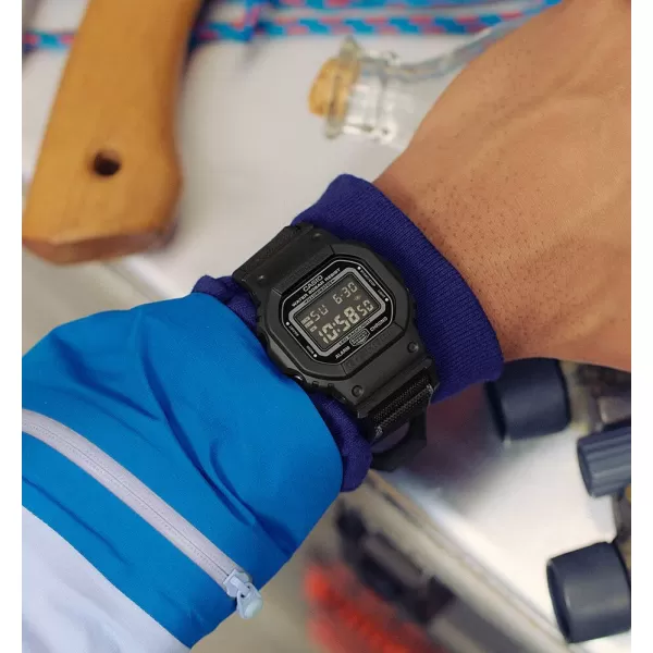 Casio G-Shock DW-5600MNC-1ER