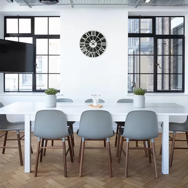 Nástěnné hodiny PRIM Glamorous Rome - B E07P.4243.9000