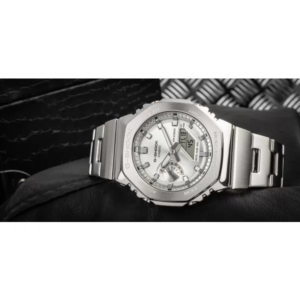 Casio G-Shock GM-2110D-7AER