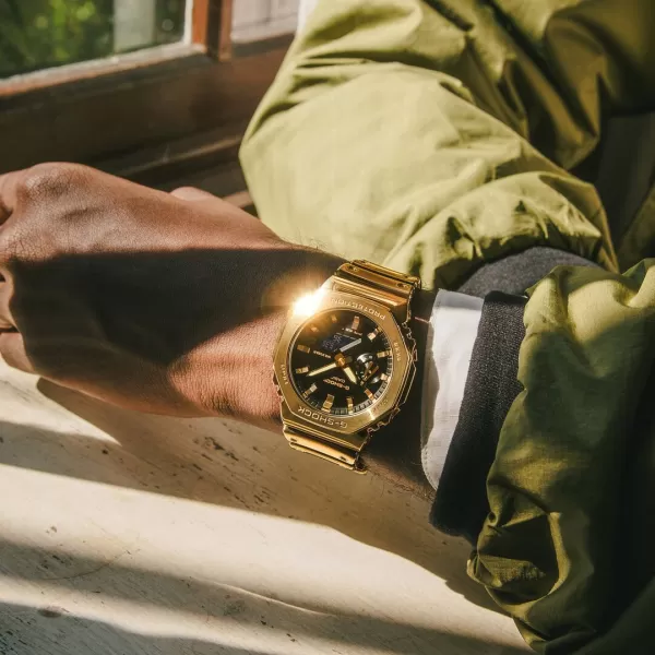 Casio G-Shock GM-2100YMG-9AER Fine Metallic Series