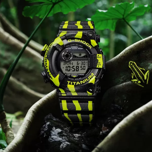 Casio G-Shock Master of G GW-8200TPF-1ER Frogman Three-striped Poison Frog Limited Edition
