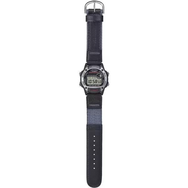 W-220HF-8AVEF CASIO (126)
